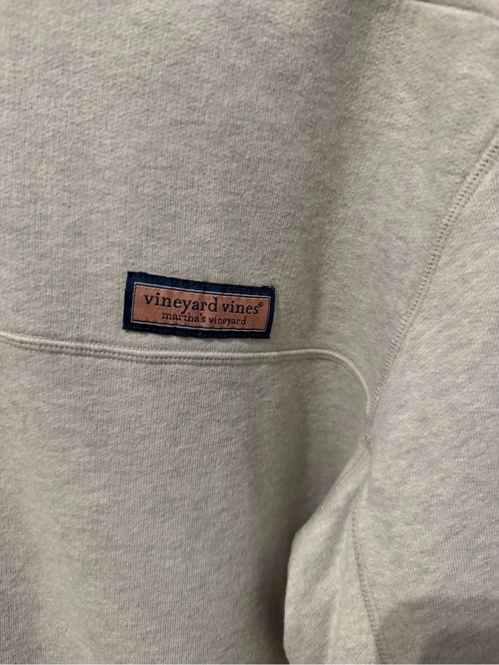 Vineyard Vines Men’s Light Gray Quarter-Zip Pullover ( sweatshirt type)